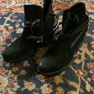 Boc booties size 8 very cute!!!